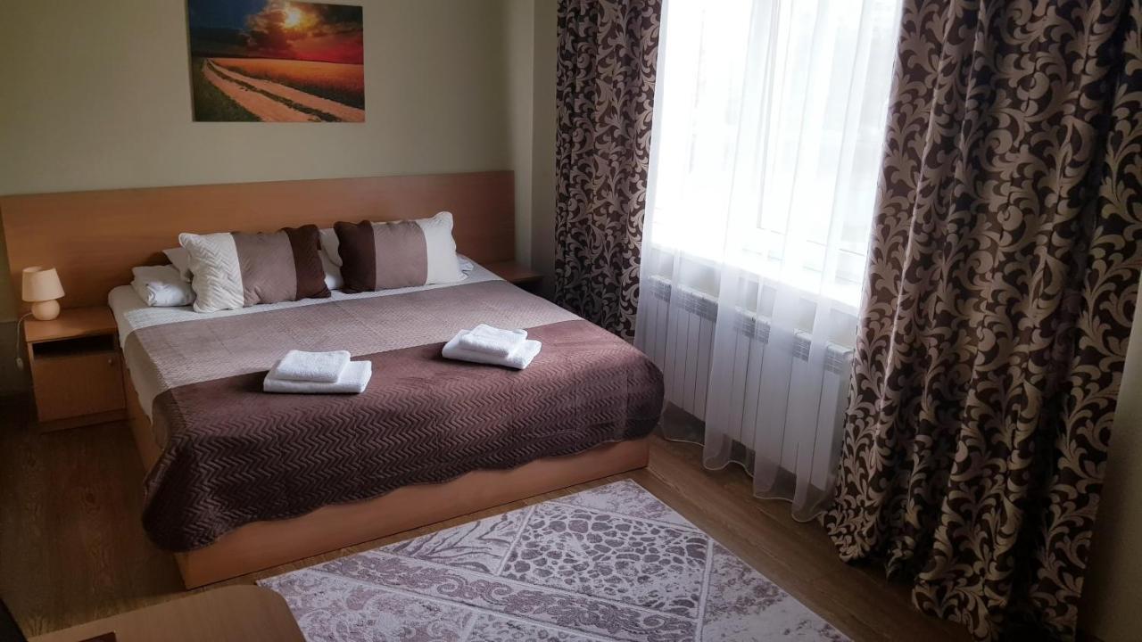 Chernivtsi Apartments Exterior foto